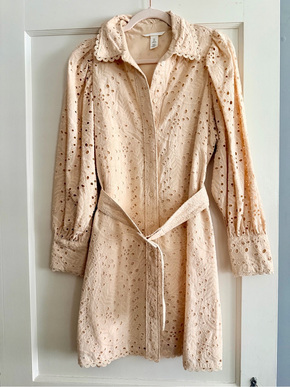 H&M Light Beige Broderie Anglaise Eyelet Belted Shirt Dress | Size Small